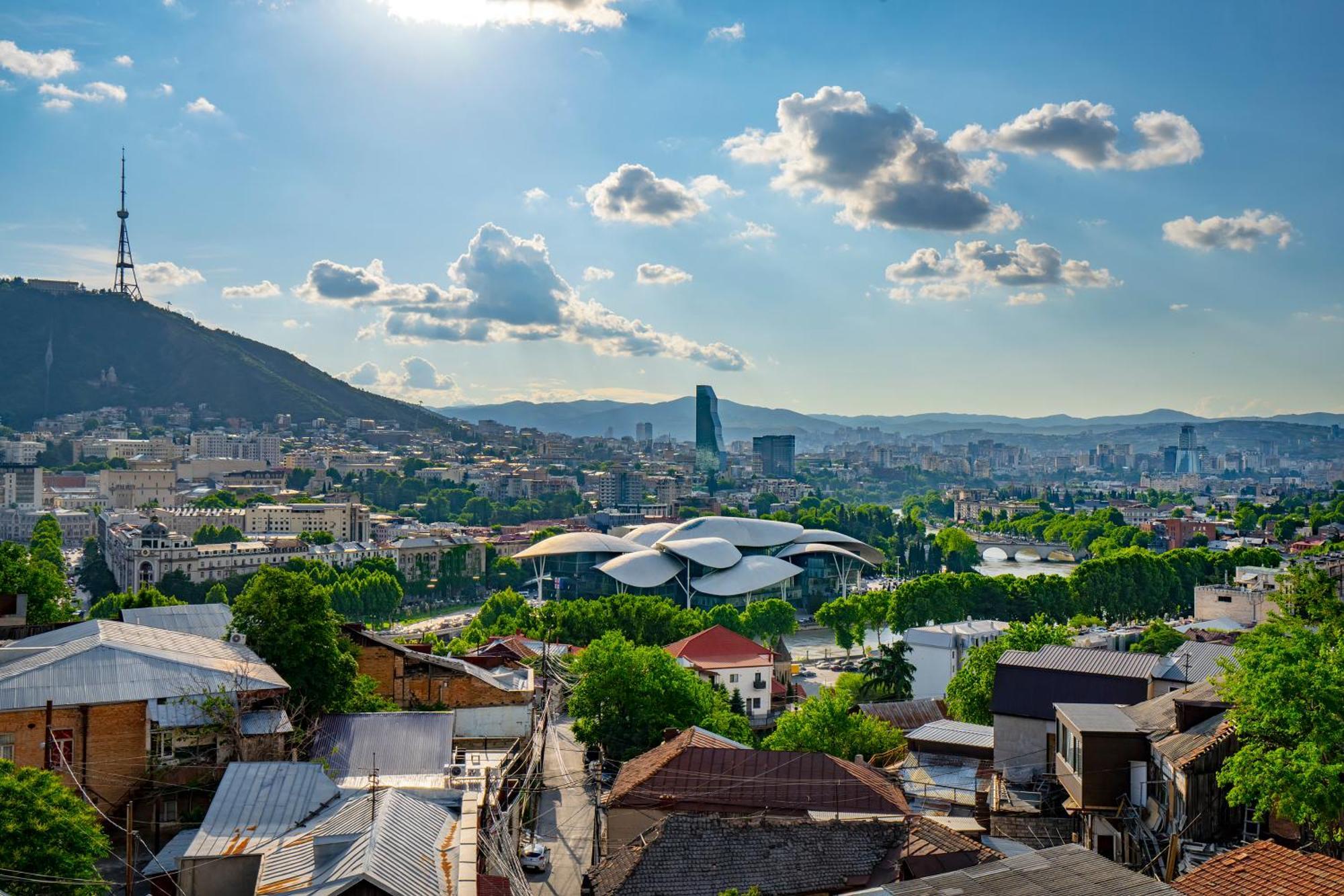 Iris Hotel Tbilisi Exterior photo